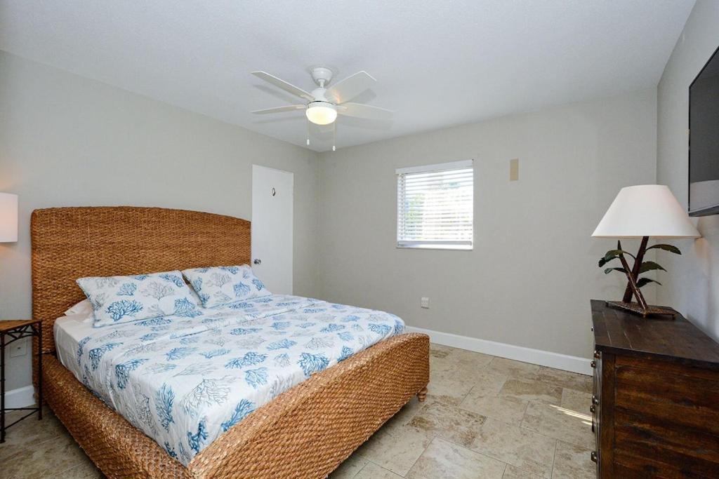 Canal 309 - Right In Siesta Key Village! Buitenkant foto