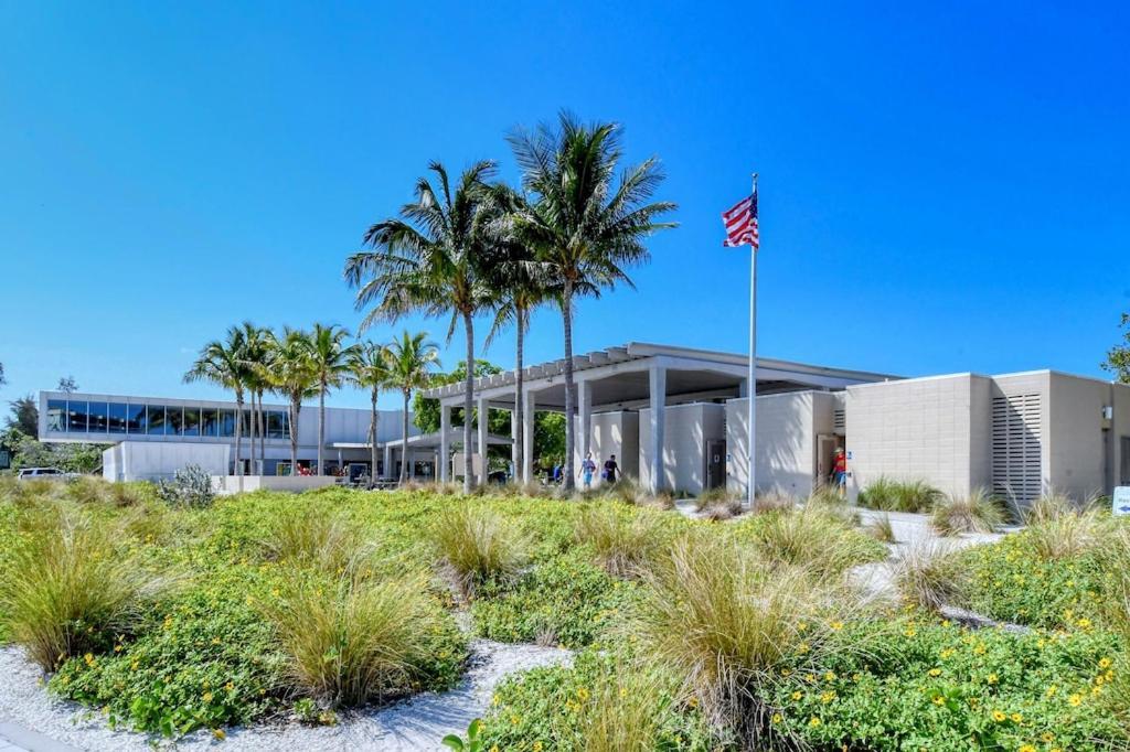 Canal 309 - Right In Siesta Key Village! Buitenkant foto