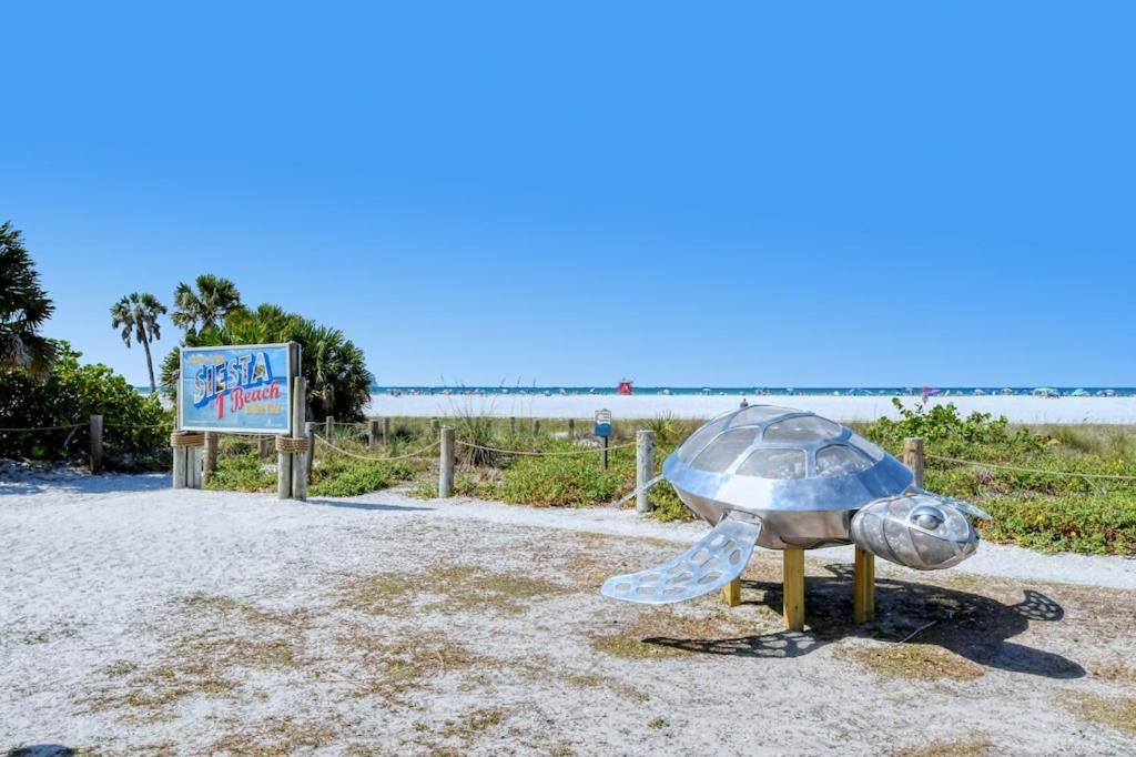 Canal 309 - Right In Siesta Key Village! Buitenkant foto